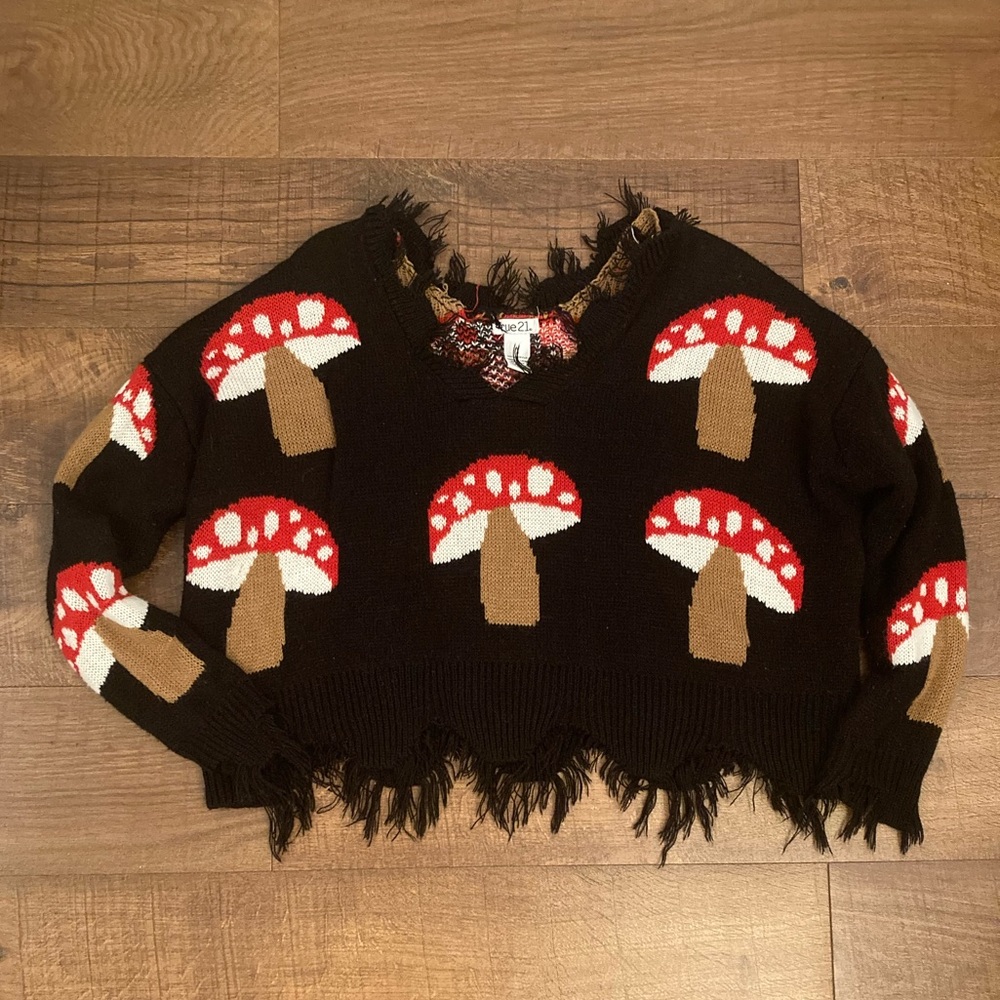 Rue21 Black Cropped Mushroom Sweater Distressed Hem Whimsigoth Grunge Women’s S
